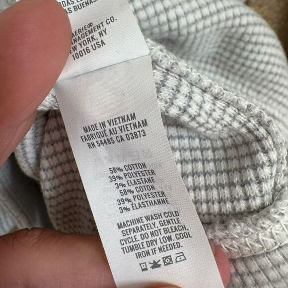 Aerie Light Gray White Textured Knit Oversized Lightweight Sweater XS - Picture 4 of 6